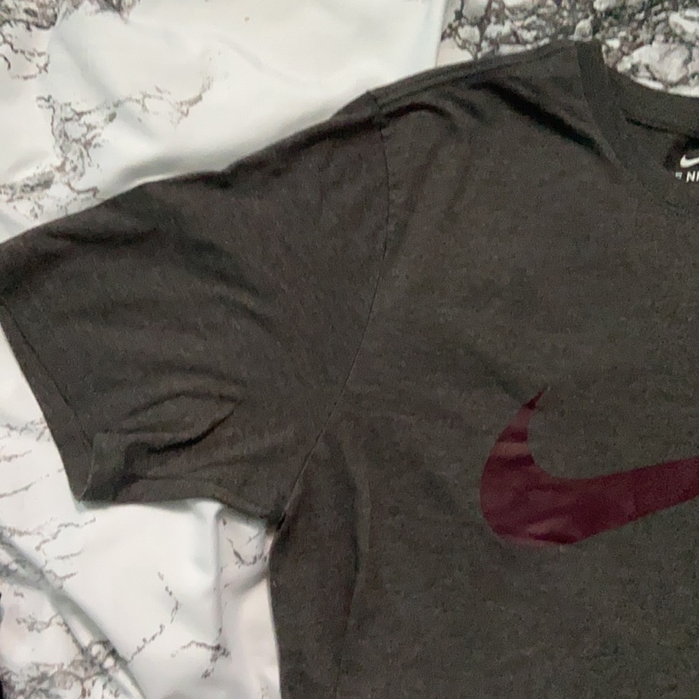 Nike Tee - Picture 3 of 3